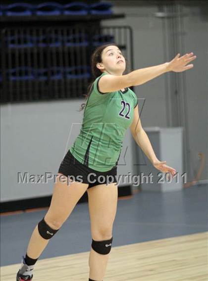 Thumbnail 2 in St. Francis vs St. Mary's (CIF SJS D1 Final) photogallery.
