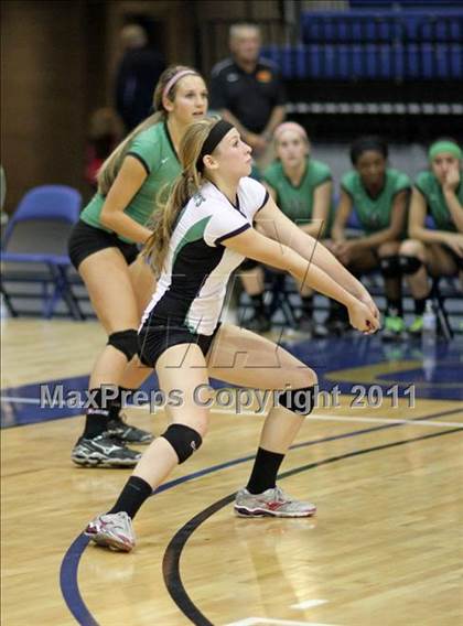 Thumbnail 1 in St. Francis vs St. Mary's (CIF SJS D1 Final) photogallery.