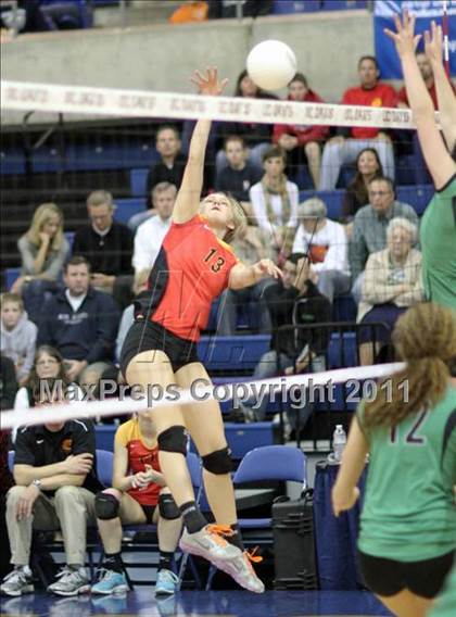Thumbnail 1 in St. Francis vs St. Mary's (CIF SJS D1 Final) photogallery.