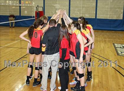 Thumbnail 3 in St. Francis vs St. Mary's (CIF SJS D1 Final) photogallery.