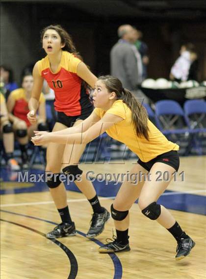 Thumbnail 1 in St. Francis vs St. Mary's (CIF SJS D1 Final) photogallery.