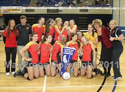 Thumbnail 3 in St. Francis vs St. Mary's (CIF SJS D1 Final) photogallery.