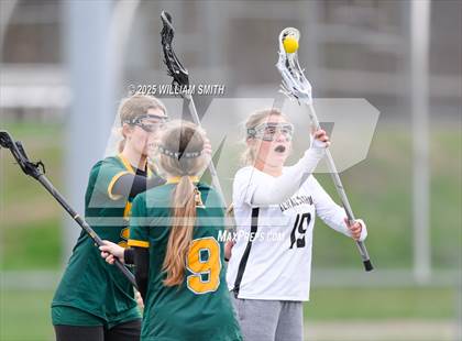 Thumbnail 2 in York Catholic @ Berks Catholic photogallery.