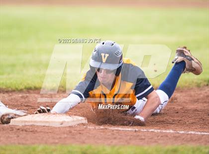 Thumbnail 1 in Webster Schroeder @ Victor (NYSPHSAA Section V Class A Semifinals) photogallery.
