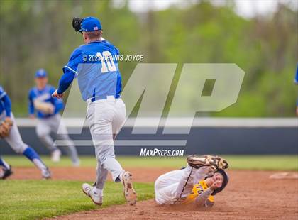 Thumbnail 3 in Webster Schroeder @ Victor (NYSPHSAA Section V Class A Semifinals) photogallery.