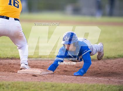 Thumbnail 2 in Webster Schroeder @ Victor (NYSPHSAA Section V Class A Semifinals) photogallery.