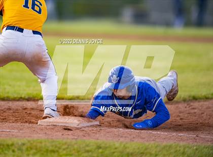 Thumbnail 3 in Webster Schroeder @ Victor (NYSPHSAA Section V Class A Semifinals) photogallery.