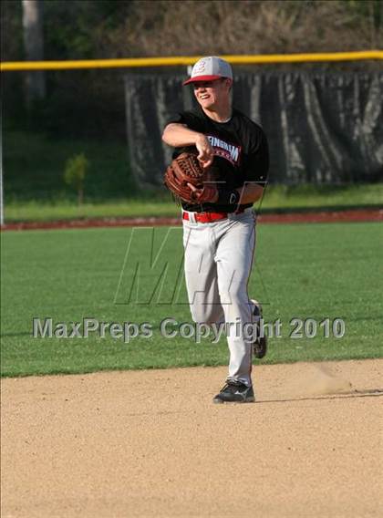 Thumbnail 3 in Effingham vs. Triad (Sectional Playoffs) photogallery.