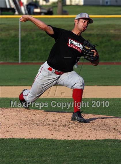 Thumbnail 1 in Effingham vs. Triad (Sectional Playoffs) photogallery.