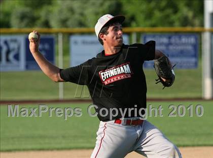 Thumbnail 2 in Effingham vs. Triad (Sectional Playoffs) photogallery.