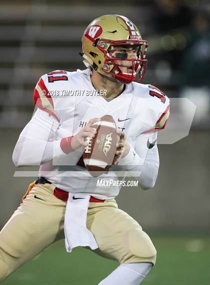 Thumbnail 3 in Westhampton Beach vs. Half Hollow Hills West (Section 11 D3 Suffolk Final) photogallery.