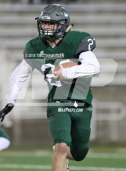 Thumbnail 3 in Westhampton Beach vs. Half Hollow Hills West (Section 11 D3 Suffolk Final) photogallery.