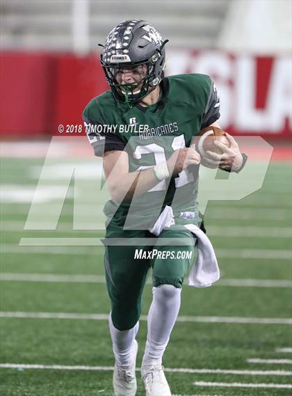 Thumbnail 3 in Westhampton Beach vs. Half Hollow Hills West (Section 11 D3 Suffolk Final) photogallery.