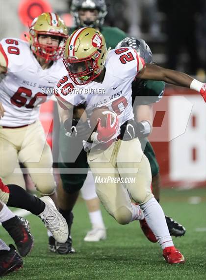 Thumbnail 1 in Westhampton Beach vs. Half Hollow Hills West (Section 11 D3 Suffolk Final) photogallery.