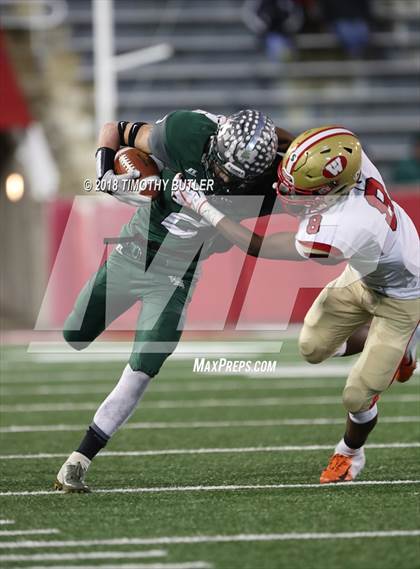 Thumbnail 3 in Westhampton Beach vs. Half Hollow Hills West (Section 11 D3 Suffolk Final) photogallery.