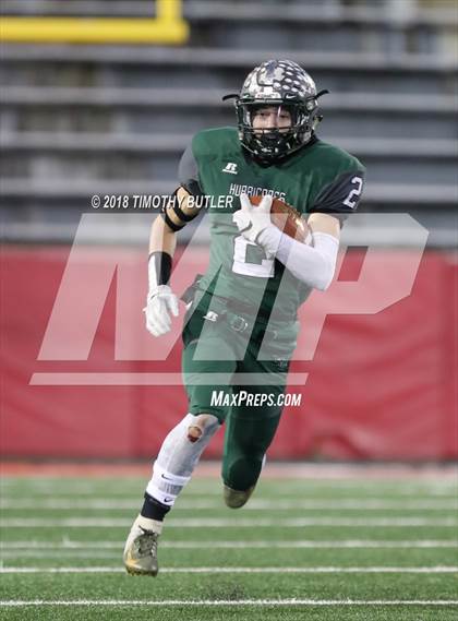 Thumbnail 3 in Westhampton Beach vs. Half Hollow Hills West (Section 11 D3 Suffolk Final) photogallery.
