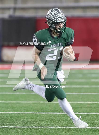 Thumbnail 2 in Westhampton Beach vs. Half Hollow Hills West (Section 11 D3 Suffolk Final) photogallery.