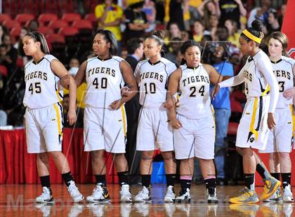 Thumbnail 3 in Chapel Hill vs. Harding University (NCHSAA 3A Final) photogallery.