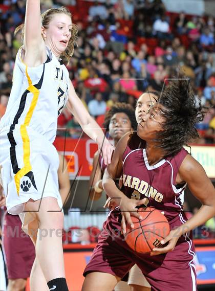 Thumbnail 2 in Chapel Hill vs. Harding University (NCHSAA 3A Final) photogallery.