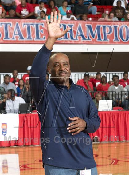 Thumbnail 2 in Chapel Hill vs. Harding University (NCHSAA 3A Final) photogallery.