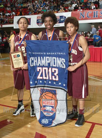 Thumbnail 2 in Chapel Hill vs. Harding University (NCHSAA 3A Final) photogallery.
