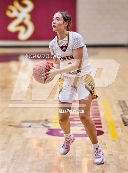 Thumbnail 1 in Deer Park vs. Dawson (McDonald's Texas Invitational) photogallery.