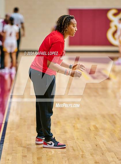 Thumbnail 2 in Deer Park vs. Dawson (McDonald's Texas Invitational) photogallery.