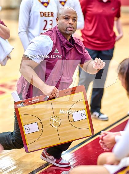 Thumbnail 2 in Deer Park vs. Dawson (McDonald's Texas Invitational) photogallery.