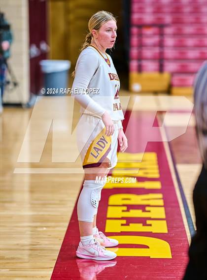 Thumbnail 2 in Deer Park vs. Dawson (McDonald's Texas Invitational) photogallery.