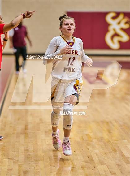 Thumbnail 1 in Deer Park vs. Dawson (McDonald's Texas Invitational) photogallery.