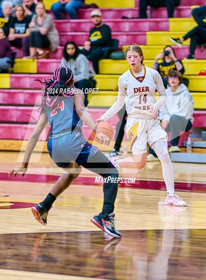 Thumbnail 3 in Deer Park vs. Dawson (McDonald's Texas Invitational) photogallery.