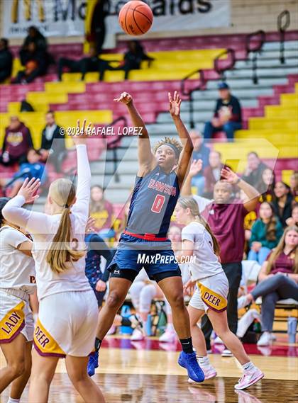 Thumbnail 2 in Deer Park vs. Dawson (McDonald's Texas Invitational) photogallery.