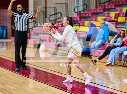 Thumbnail 1 in Deer Park vs. Dawson (McDonald's Texas Invitational) photogallery.