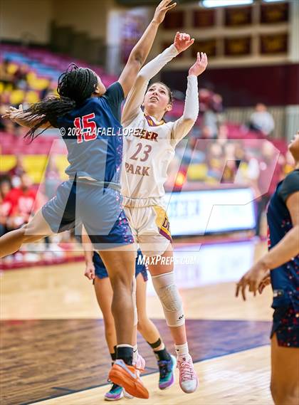 Thumbnail 3 in Deer Park vs. Dawson (McDonald's Texas Invitational) photogallery.