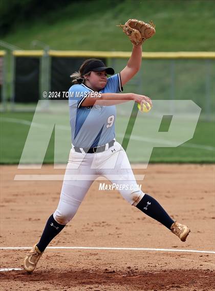 Thumbnail 2 in Hopewell @ Myers Park (NCHSAA 4A Round 1) photogallery.