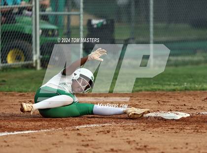 Thumbnail 2 in Hopewell @ Myers Park (NCHSAA 4A Round 1) photogallery.