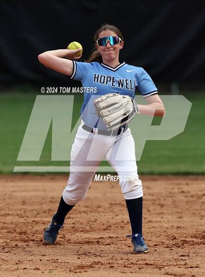 Thumbnail 1 in Hopewell @ Myers Park (NCHSAA 4A Round 1) photogallery.