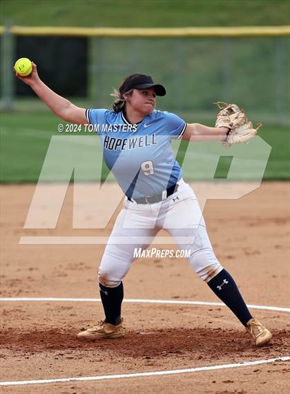 Thumbnail 3 in Hopewell @ Myers Park (NCHSAA 4A Round 1) photogallery.
