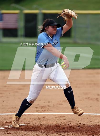 Thumbnail 2 in Hopewell @ Myers Park (NCHSAA 4A Round 1) photogallery.