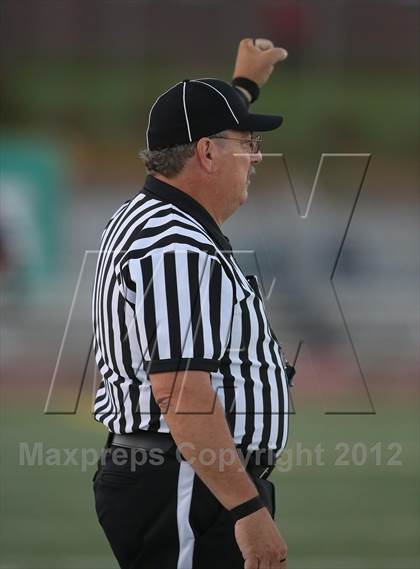 Thumbnail 1 in Pleasant Grove vs. Nevada Union photogallery.