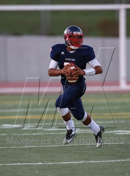 Thumbnail 3 in Pleasant Grove vs. Nevada Union photogallery.