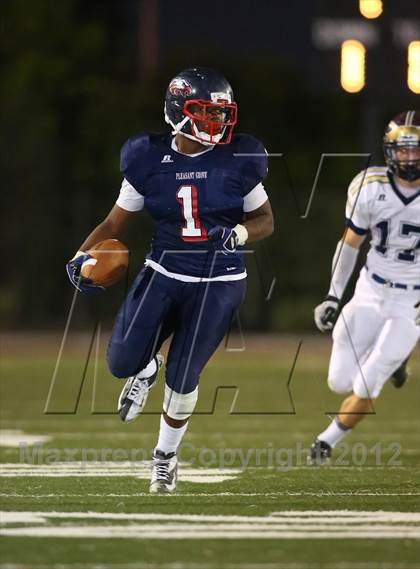 Thumbnail 1 in Pleasant Grove vs. Nevada Union photogallery.