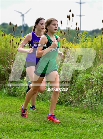 Thumbnail 1 in Avon Lake Early Bird Invitational photogallery.