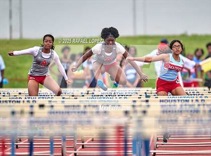 Thumbnail 2 in JV: Dave Bethany Relays (100M Hurdles) photogallery.