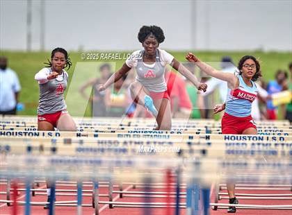 Thumbnail 1 in JV: Dave Bethany Relays (100M Hurdles) photogallery.