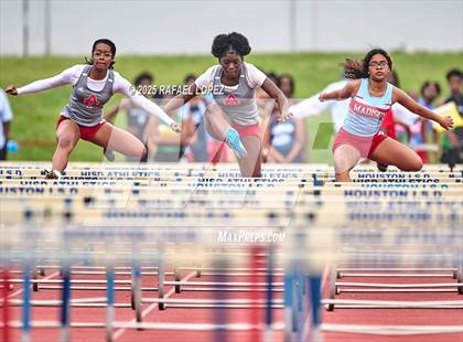 Thumbnail 3 in JV: Dave Bethany Relays (100M Hurdles) photogallery.
