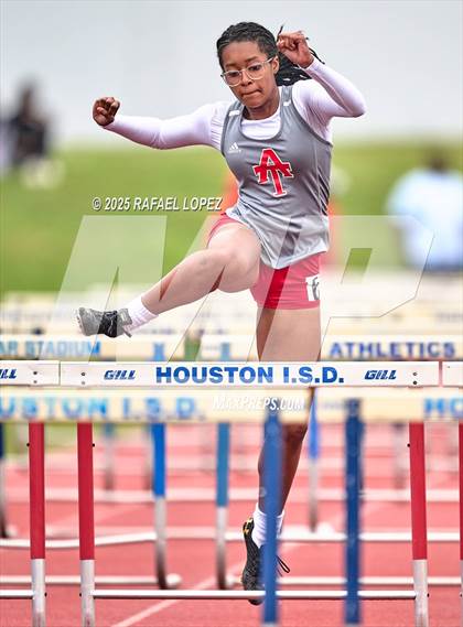 Thumbnail 2 in JV: Dave Bethany Relays (100M Hurdles) photogallery.