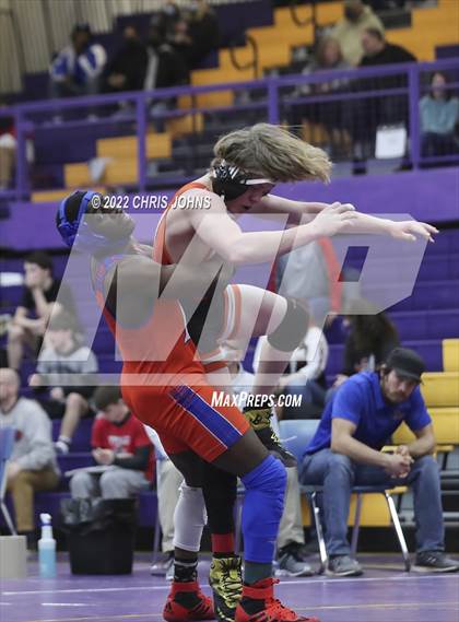 Thumbnail 2 in IHSA 2A Regional @ Civic Memorial photogallery.