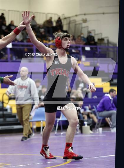Thumbnail 2 in IHSA 2A Regional @ Civic Memorial photogallery.