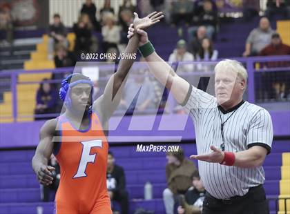 Thumbnail 3 in IHSA 2A Regional @ Civic Memorial photogallery.